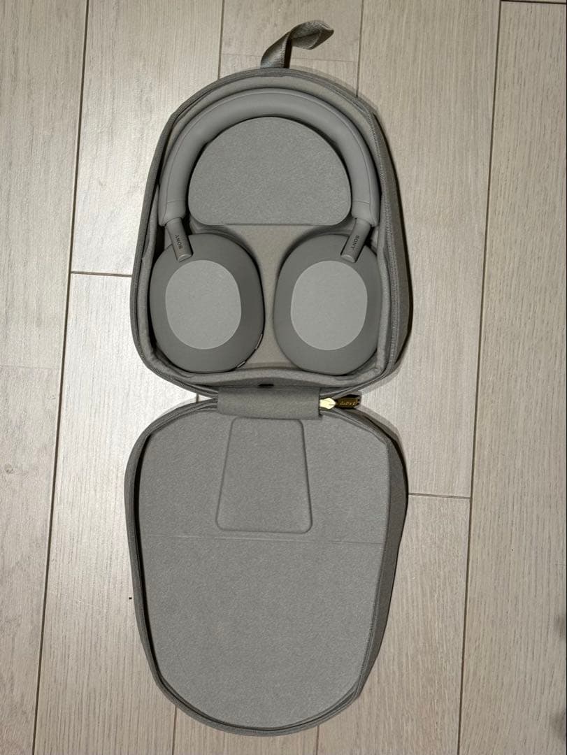 SONY WH-1000XM5 シルバー ヘッドホン