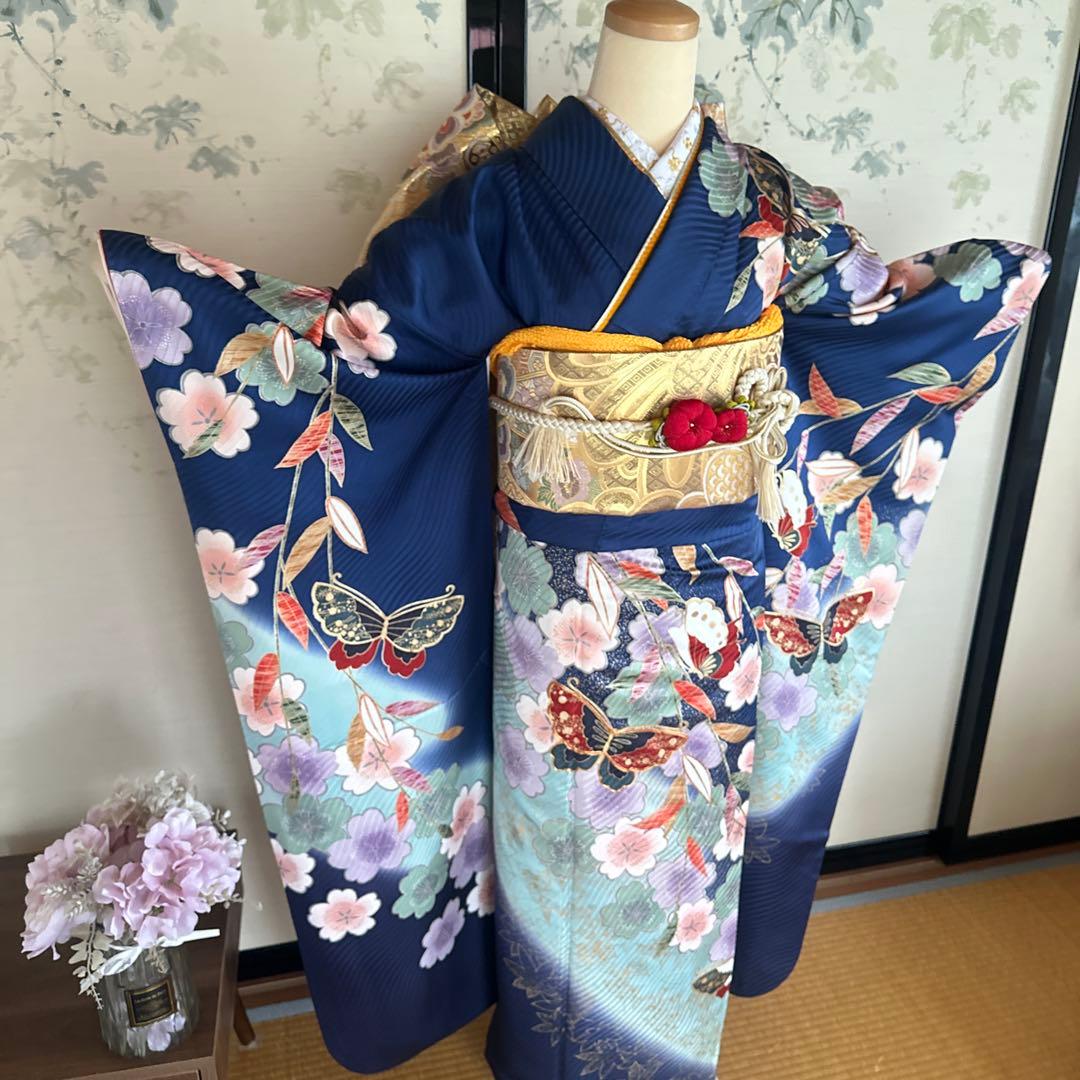 【最終価格】すっきり青地に蝶が素敵！振袖フルセット　成人式前撮り