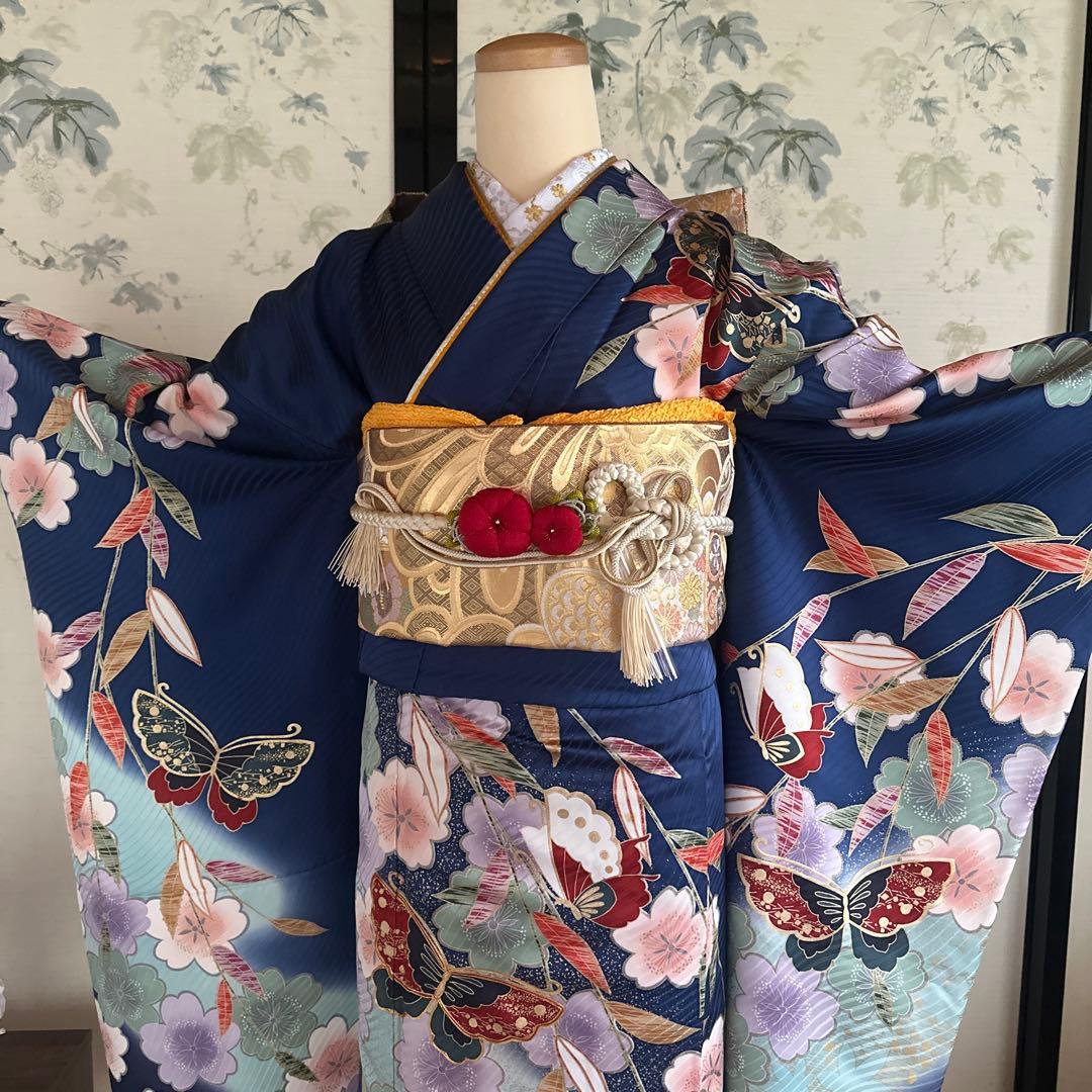 【最終価格】すっきり青地に蝶が素敵！振袖フルセット　成人式前撮り