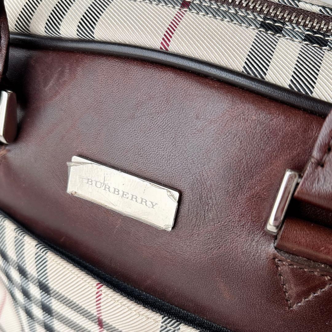 美品 BURBERRY ノバチェック ミニ ボストンバッグ ロゴプレート