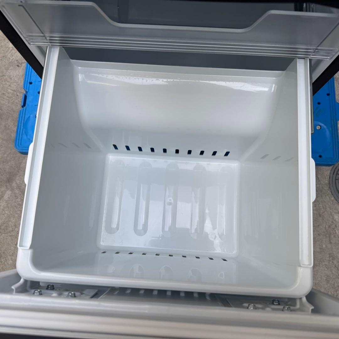 217⭐️2025年製★ほぼ新品★東芝　冷蔵庫　マットブラウン　黒　一人暮らし