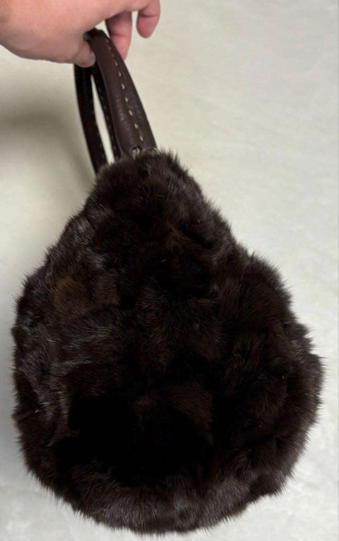 n*n様 FENDI フェンディ ハンド　バック　ミンクファーバッグ セレリア