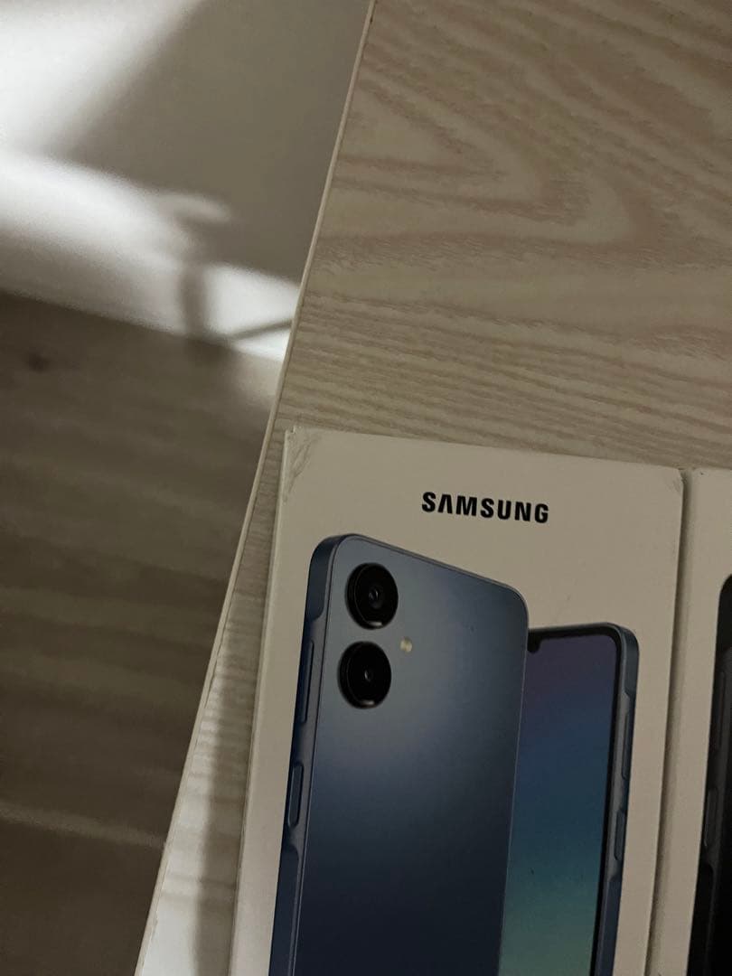 Galaxy A25 5G ４台