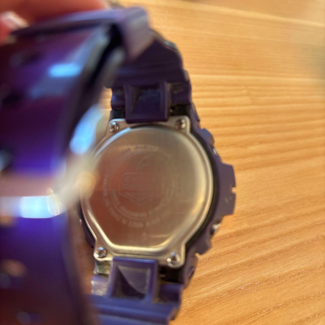 希少Ｇ－SHOCK DW6900cc :クレイジーカラーズ　gショック 紫