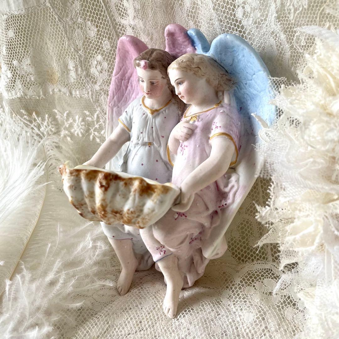二人の天使の聖水盤　ビスク　フランスアンティーク　ブルーとピンク　エンジェル