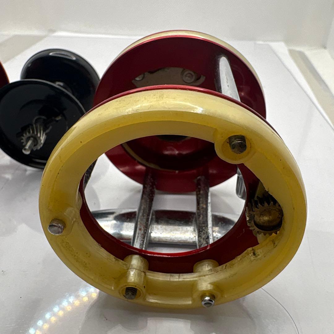 Ambassadeur 2600 ベイトリール