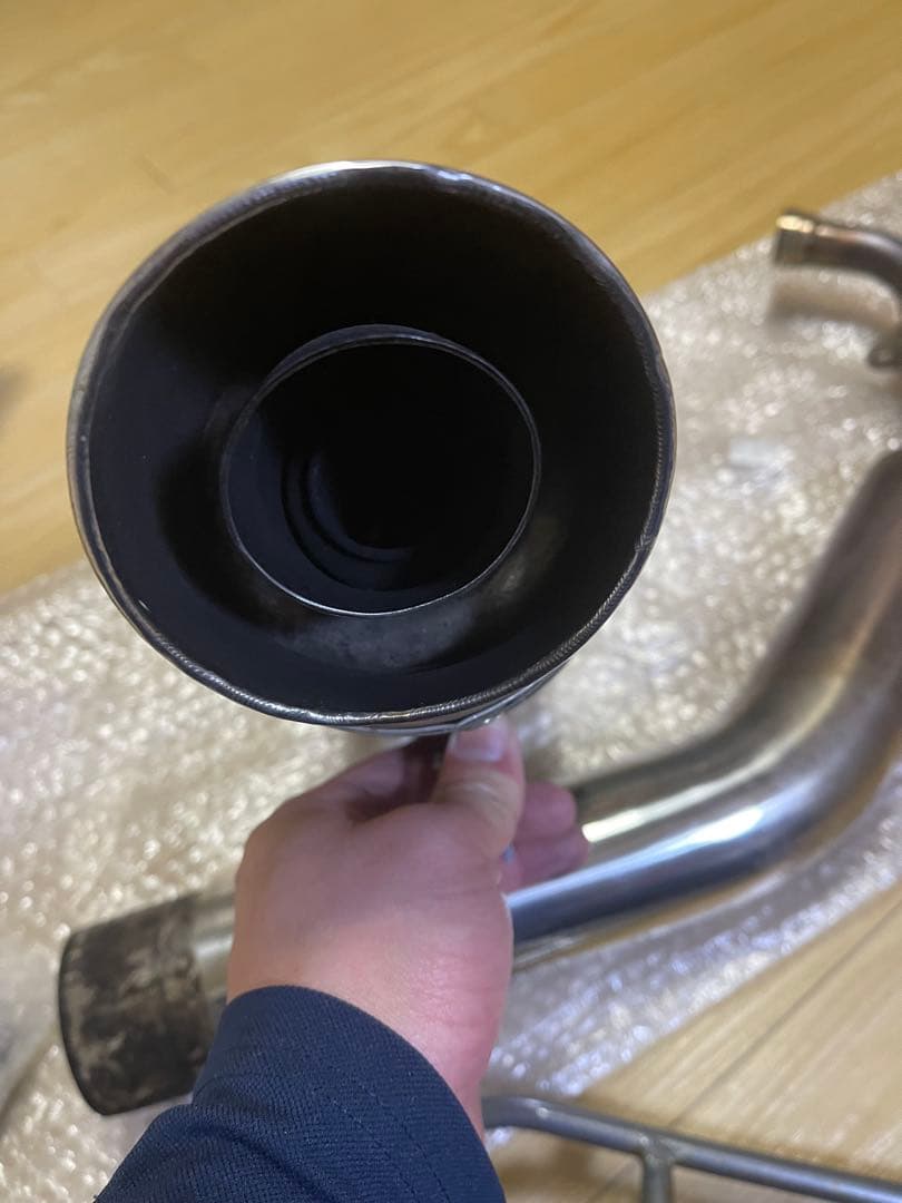 シグナス2型、特注カチアゲマフラー