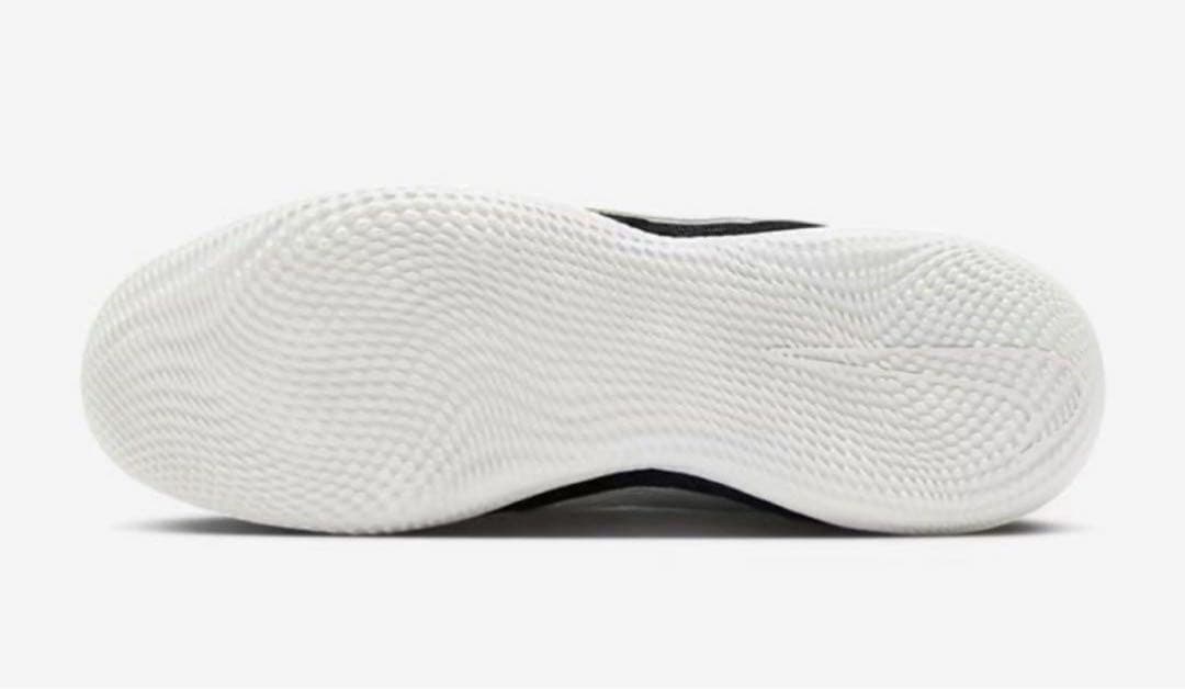 NIKE STREETGATO ブラック×サミットホワイト 26.5cm 新品