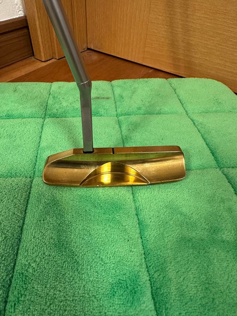 週末値下げ！美品 タイトリスト ブルズアイパター 2.25L