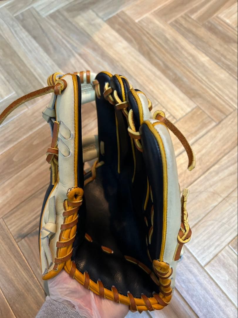 《最終値下げ》和牛JBオーダグローブ　硬式用