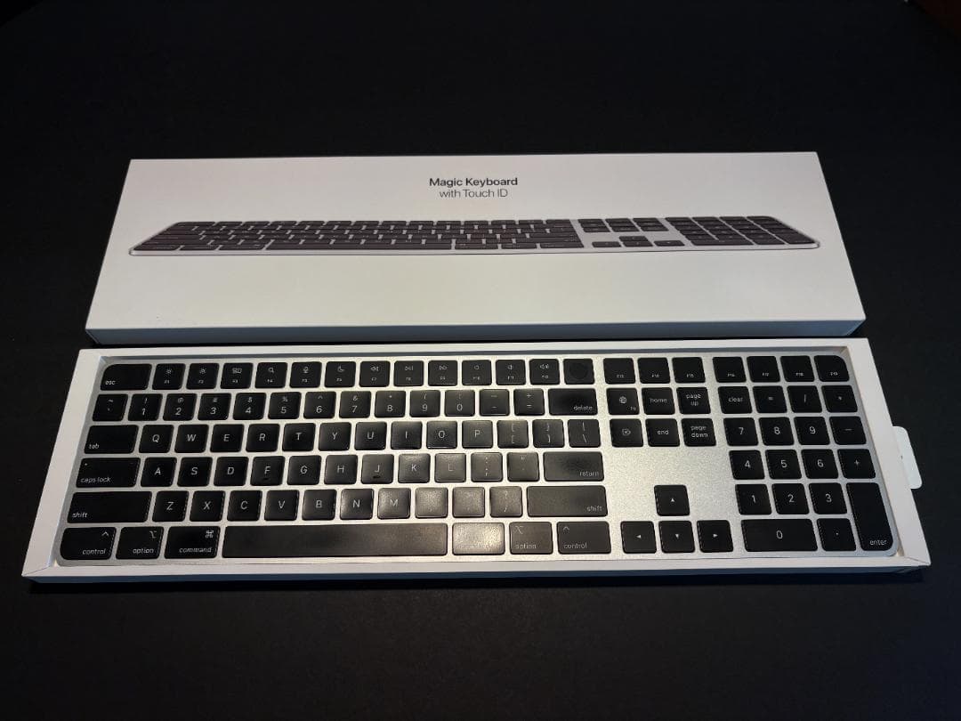 キーボード Apple Magic Keyboard with Touch ID | US