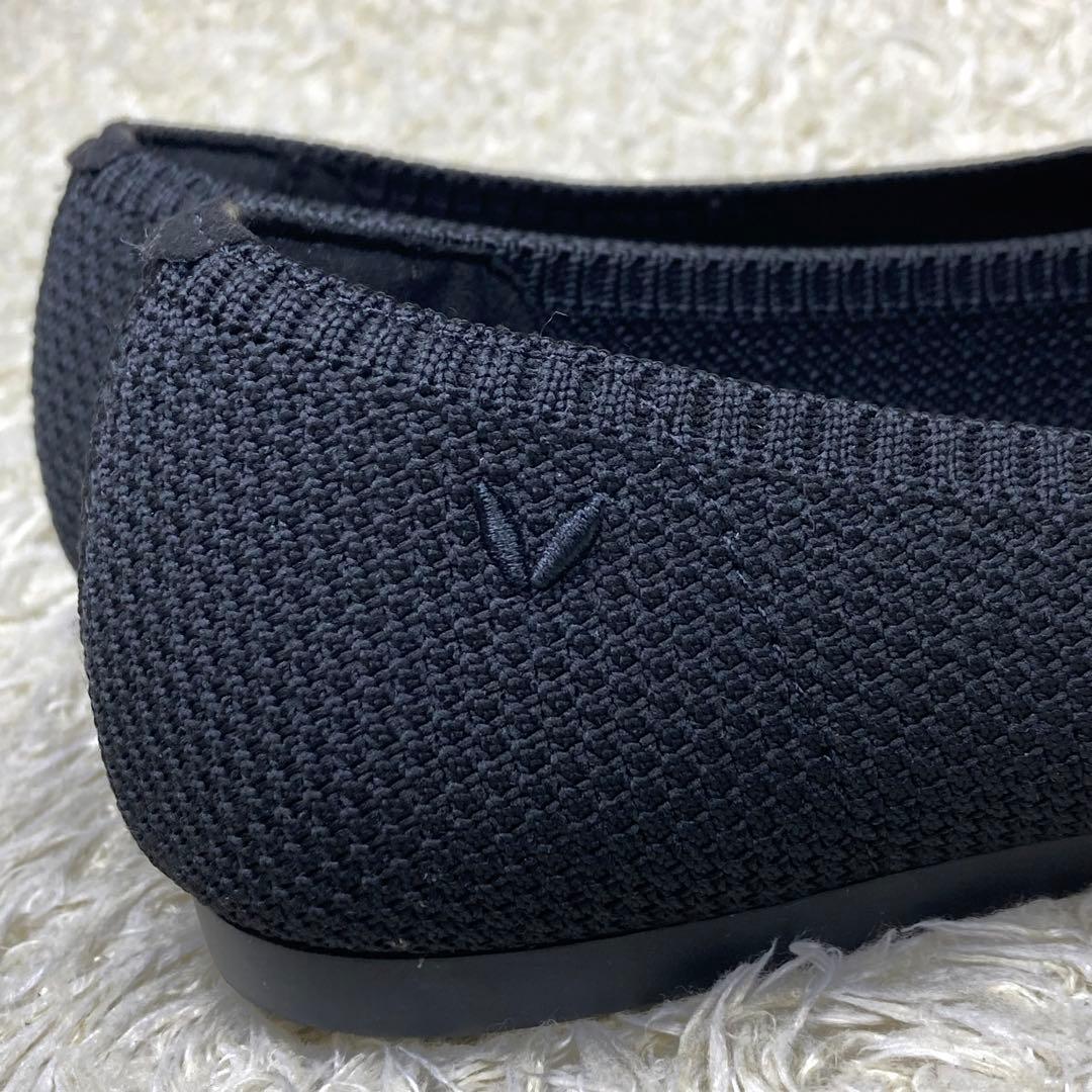 『未使用級』VIVAIA フラットパンプス 撥水加工 ポインテッドトゥ　ブラック