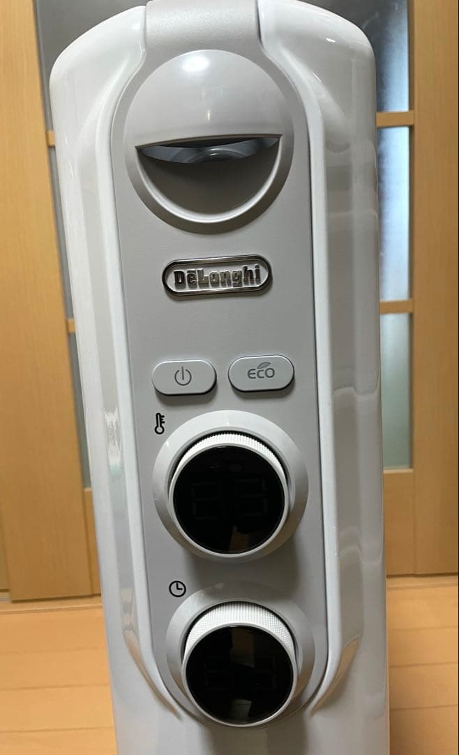 【極美品】即発送 デロンギ アミカルドオイルヒーター RHJ35M1015-LG