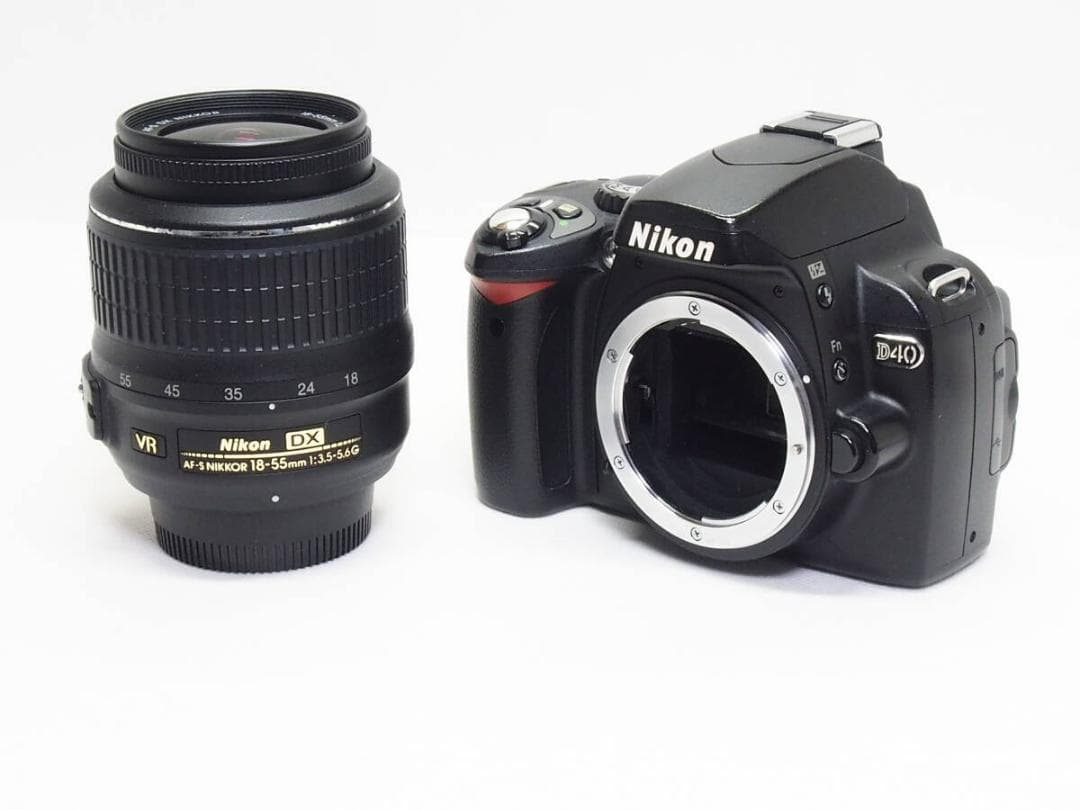 Nikon D40 レンズキット 《 スマホ転送可能 動作光学良好