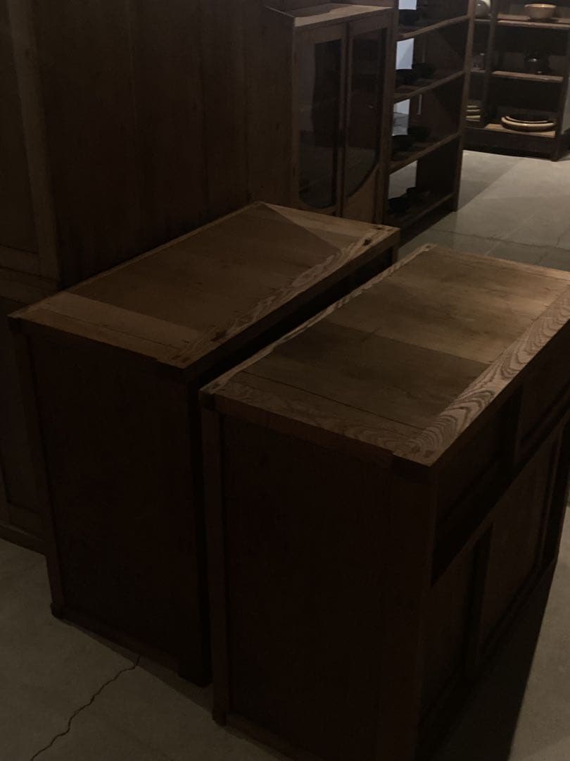 戸棚　食器棚　ケヤキ　収納棚　棚　古家具　古道具　アンティーク　昭和レトロ