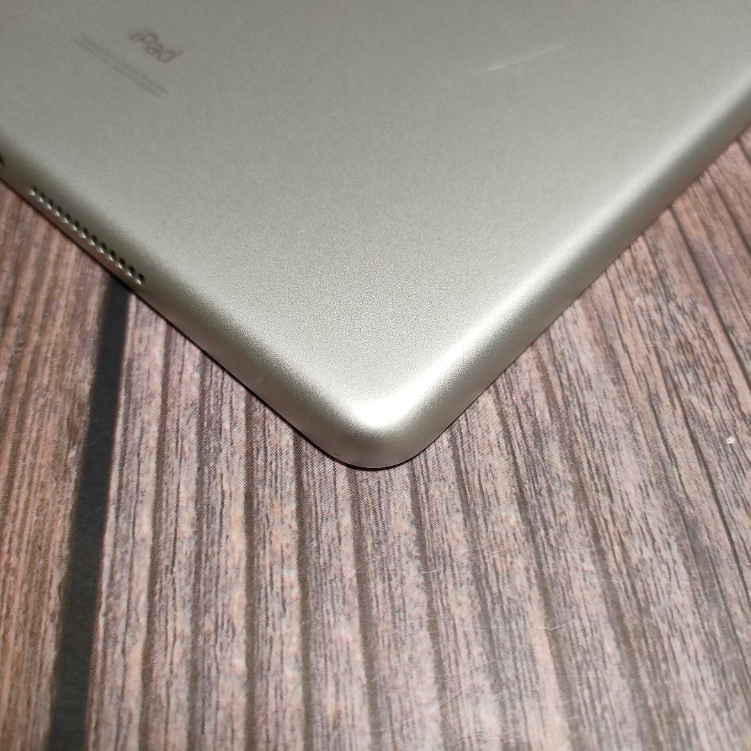 iPad 第7世代 32GB シルバー