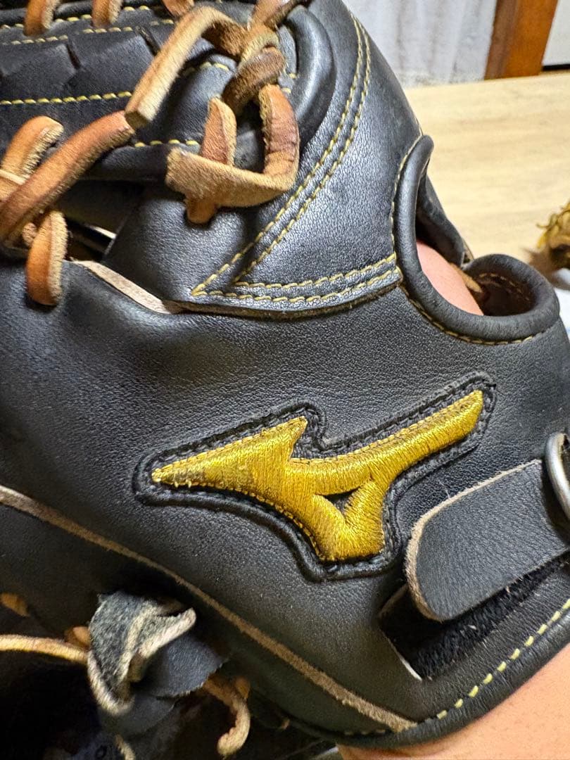 ベンツ　 ミズノ 硬式グローブ 黒