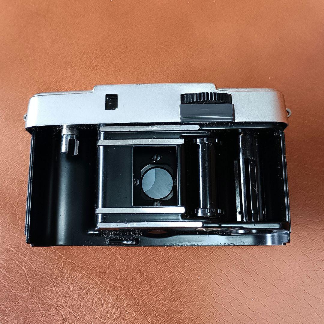 フィルムカメラ【整備、完動品】オリンパスペンEES