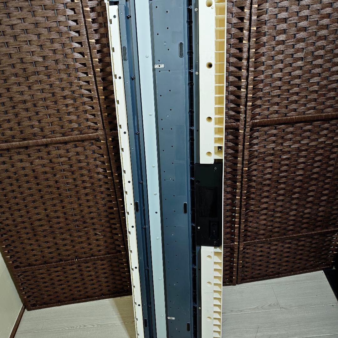 【完全動作品】KORG デジタルピアノ B1 ホワイト 88鍵盤 スタンド付き