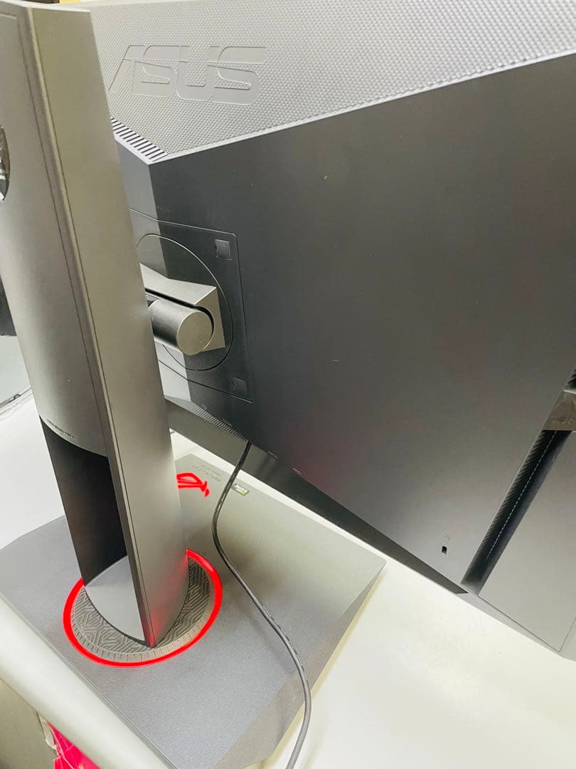 ASUS ROG Swift PG27AQ 27型4Kゲーミングモニター