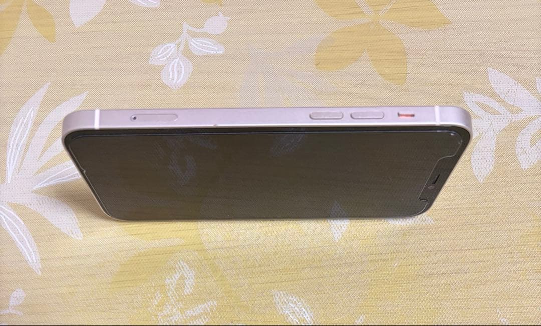 Apple iPhone12 ホワイト　本体のみ