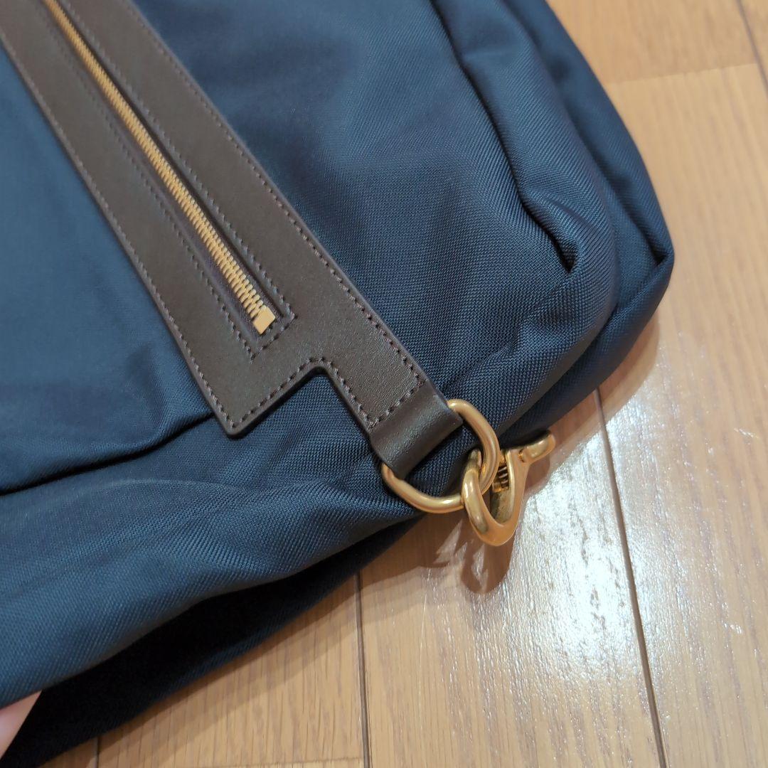 MISMO ミスモ ナイロンガーメントバッグ