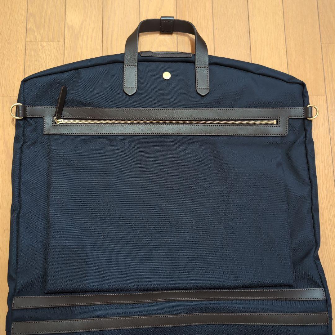 MISMO ミスモ ナイロンガーメントバッグ