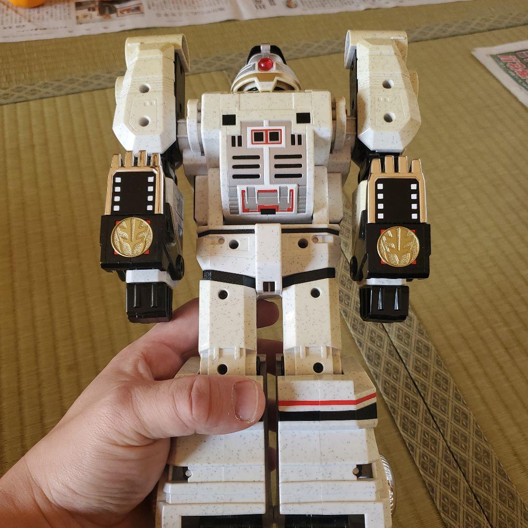 K*g様 戦隊職人 シリーズDX大連王、DXウォンタイガー 2体セット