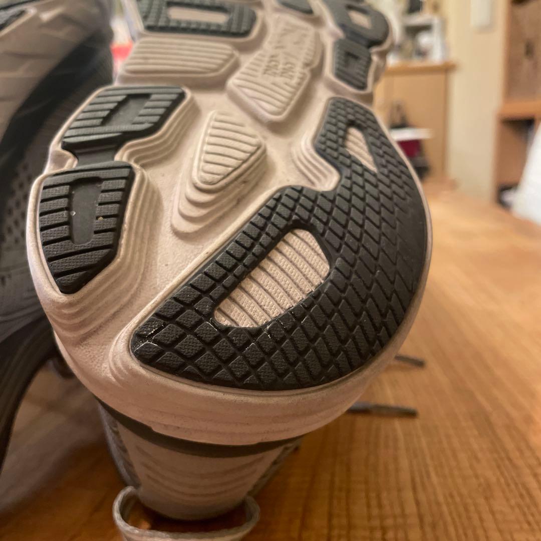 HOKA ONE ONE ホカ オネオネ M BONDI 7 27cm 2E