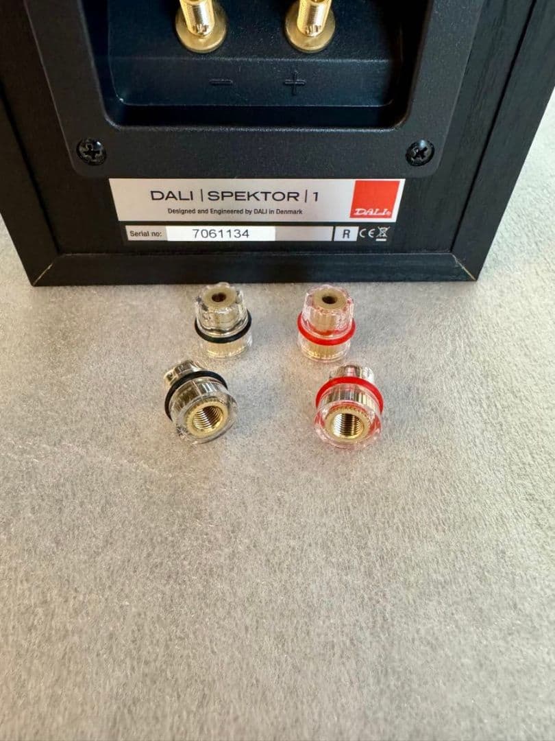 【美品】DALI SPEKTOR1ブックシェルフスピーカー 元箱あり