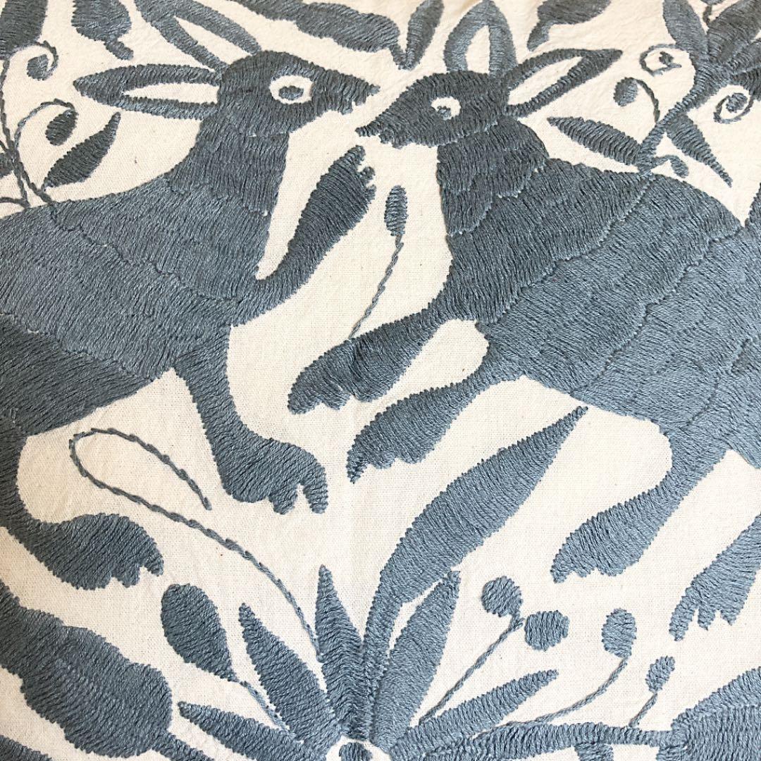 新品＊クッションカバー＊オトミ刺繍＊ブルー系＊動物＊メキシコ雑貨