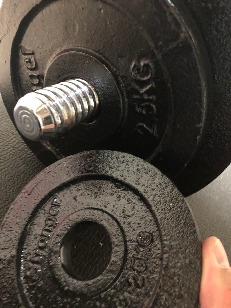 トレーニングベンチとダンベルセット　引き取り限定