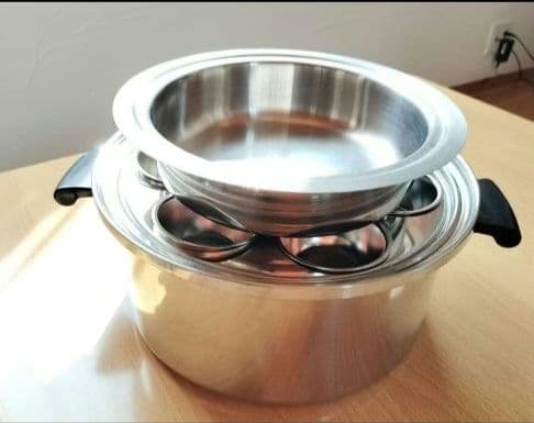 Amway6ℓシチュー鍋18の8ステンレス製両手鍋、仕切板カップ6個、内鍋セット