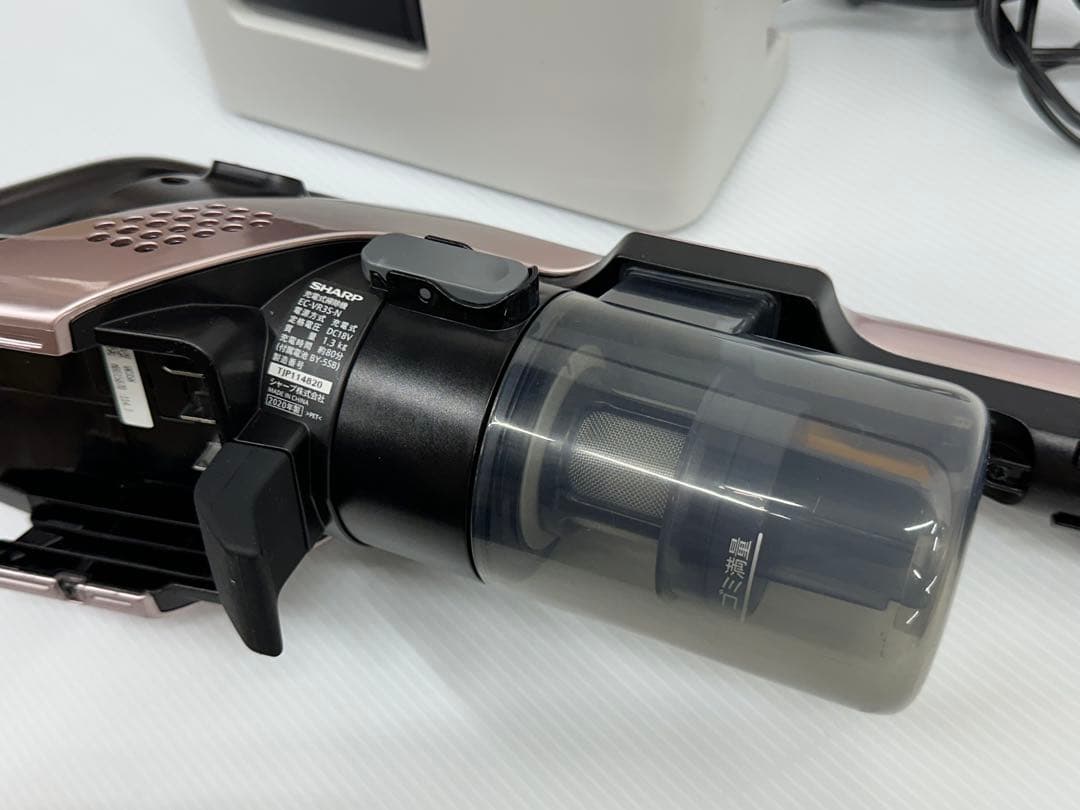 中古　2020年製　動作保証　掃除機　シャープ　EC-VR3S-N 充電器セット