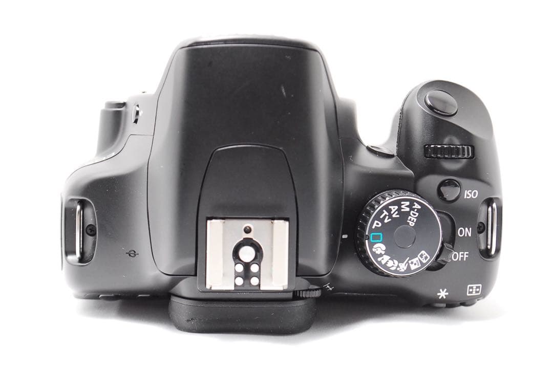 【ショット数極少】初心者にも人気Canon Kiss X2 動作良好