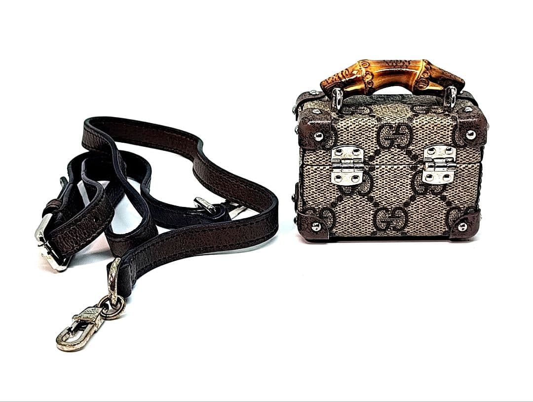 GUCCI (グッチ) Airpods Pro ケースGG総柄 バンブーハンドル