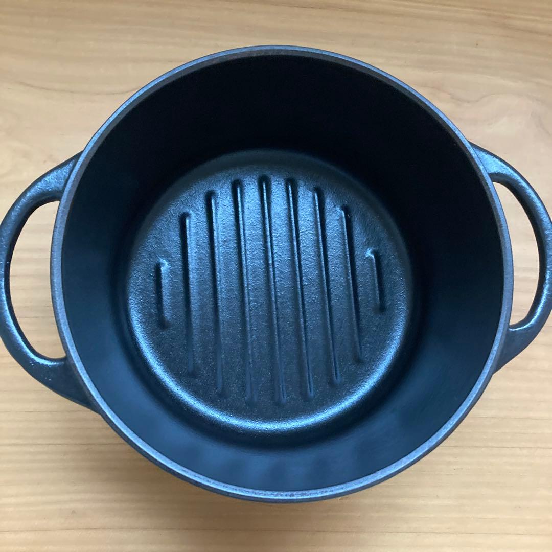 VERMICULAR バーミキュラ 18cm ブラック　無水調理鍋 レシピ本付き