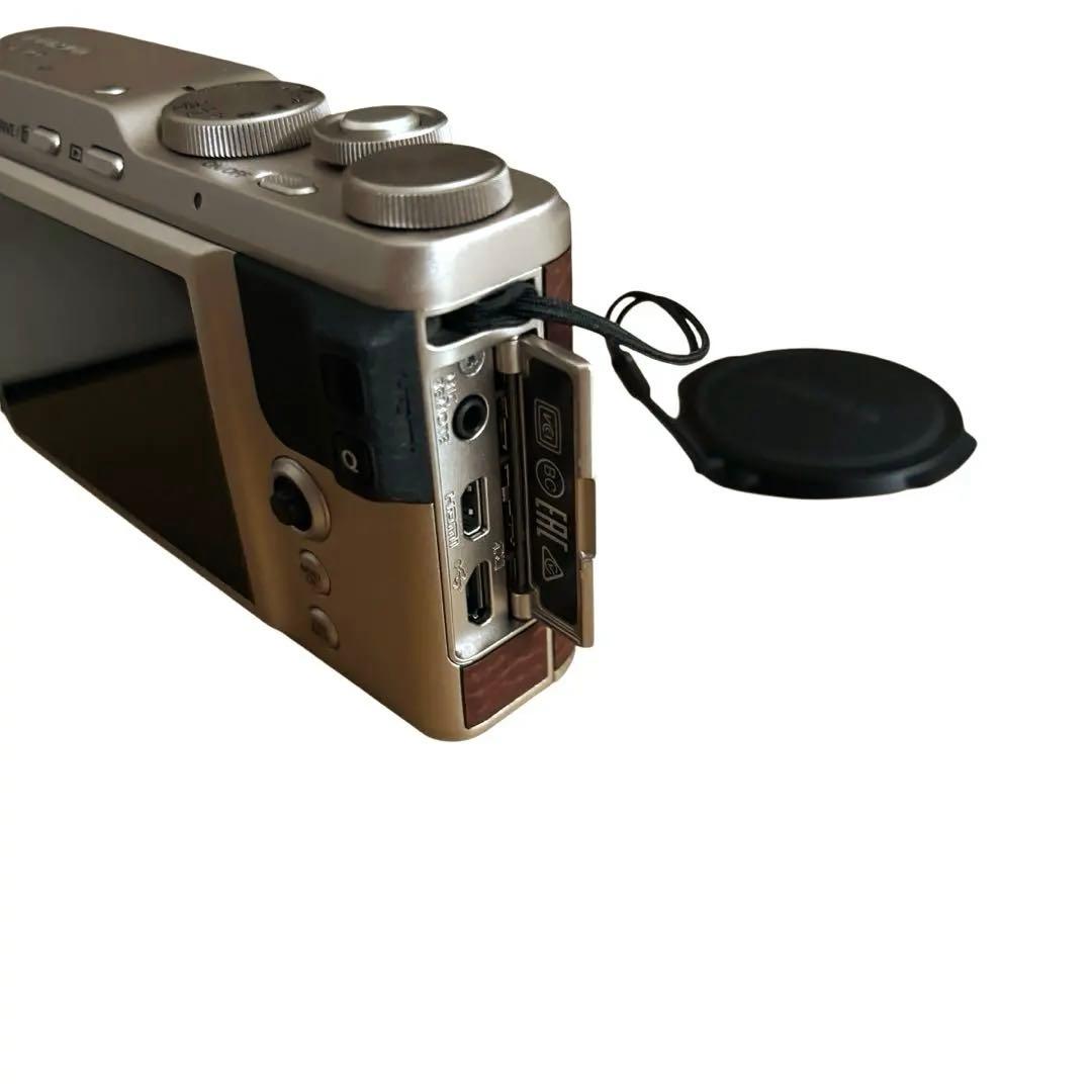 【新品同様】FUJIFILM XF10 ゴールド コンパクトデジタルカメラ