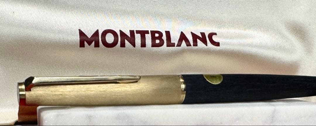 【新品未使用】モンブランNo224 万年筆（高級ケース付き）