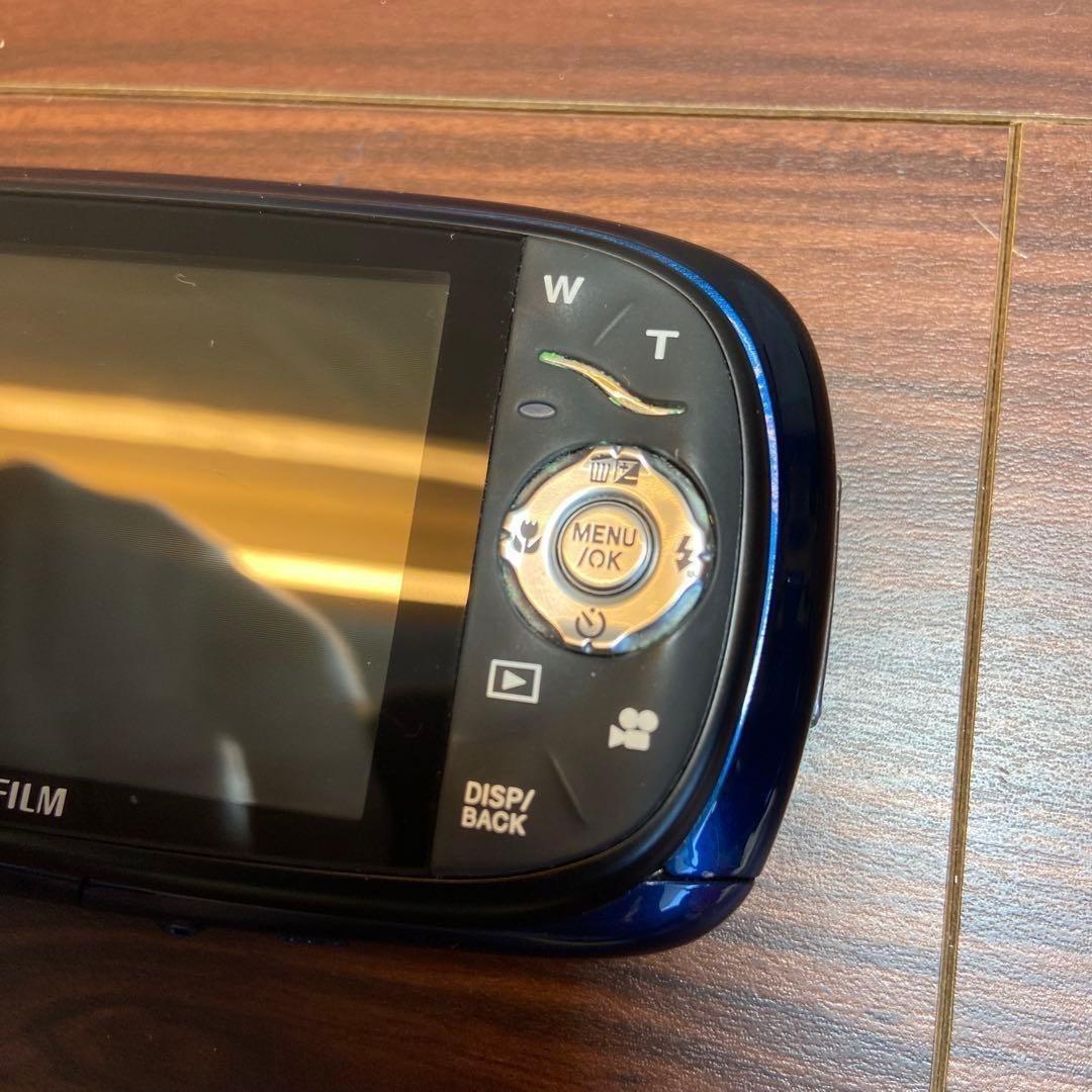 FUJI FILM FinePix XP10 デジカメ ほぼ新品 4076