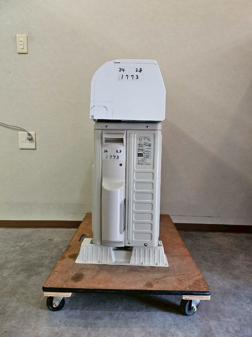 1773 日立【RAS-F28RM (W)】2024年製 10畳 エアコン 中古