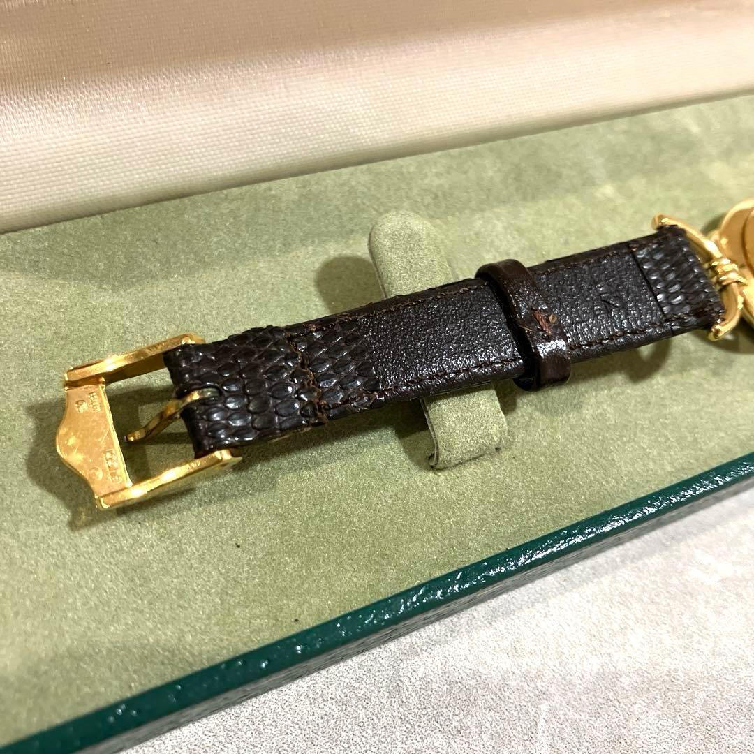 GUCCI 腕時計 オーバルケース 6000.2.L