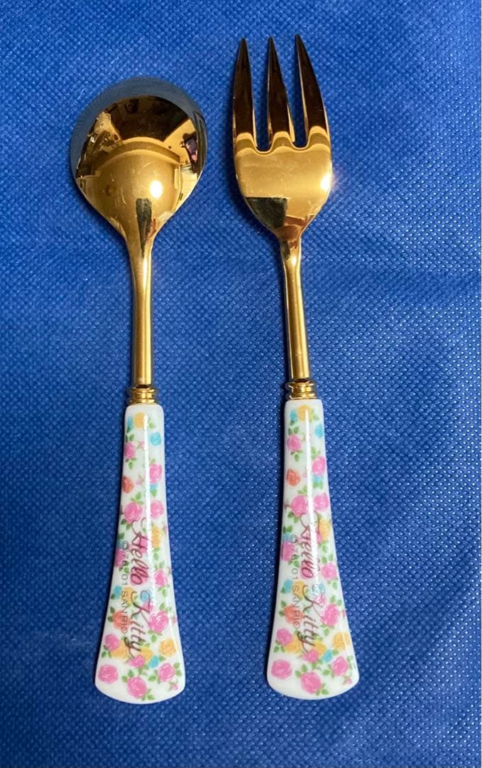 # ハローキティ世界限定999セット　希少生産2001 チャイナボーンセット