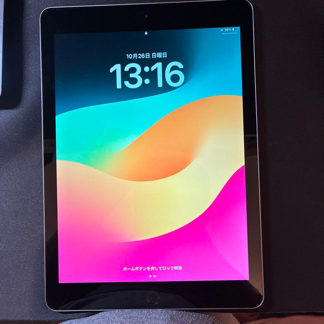 Apple iPad 第六世代　ブラック