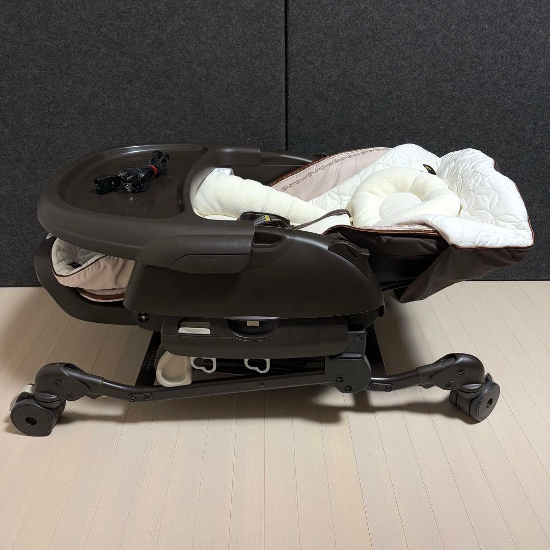 コンビ　ネムリラオートスウィング　プレミアム　ダッコプラス　エッグショック