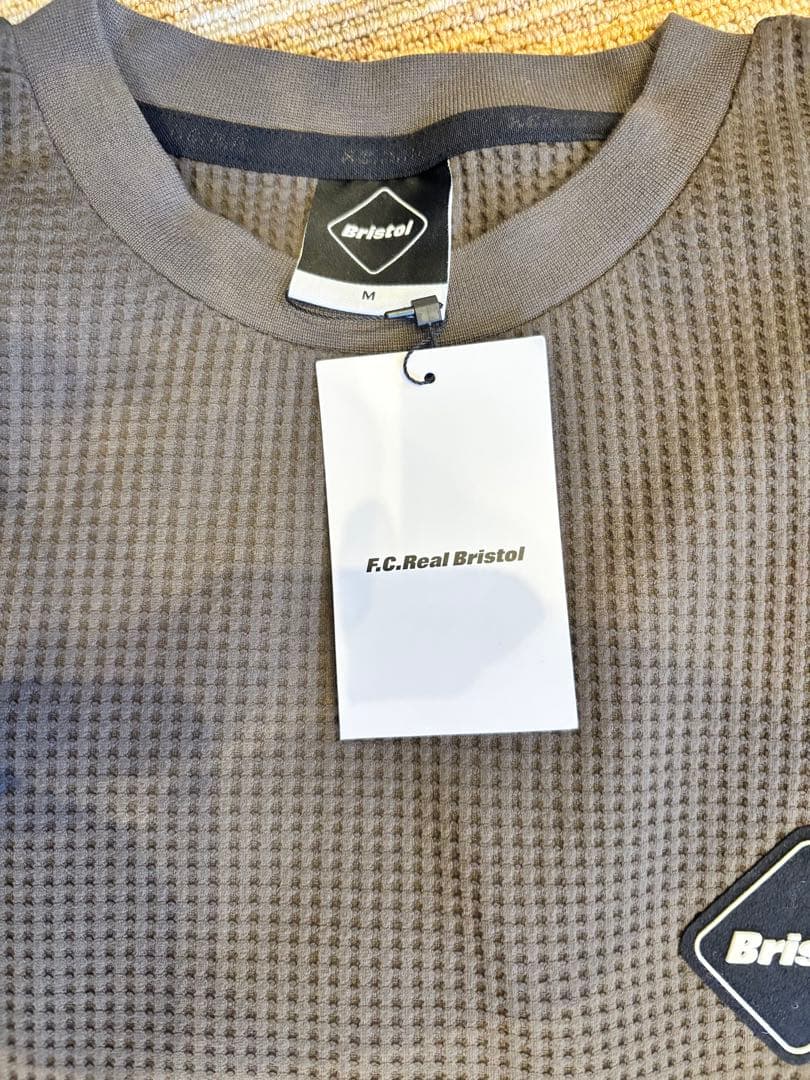 F.C.Real Bristol グレー スウェット 新品タグ付き