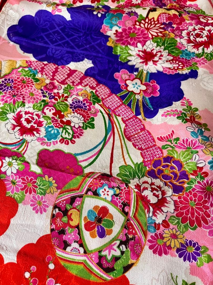 正絹 アンティーク着物 七五三 ◇御所車 薬玉 鞠 平安雅な古典柄