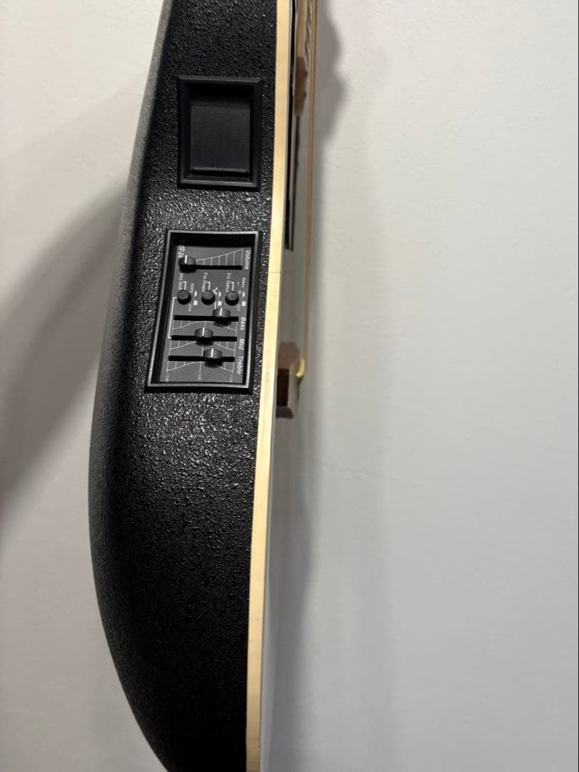 ギター Ovation Celebrity Deluxe CC257