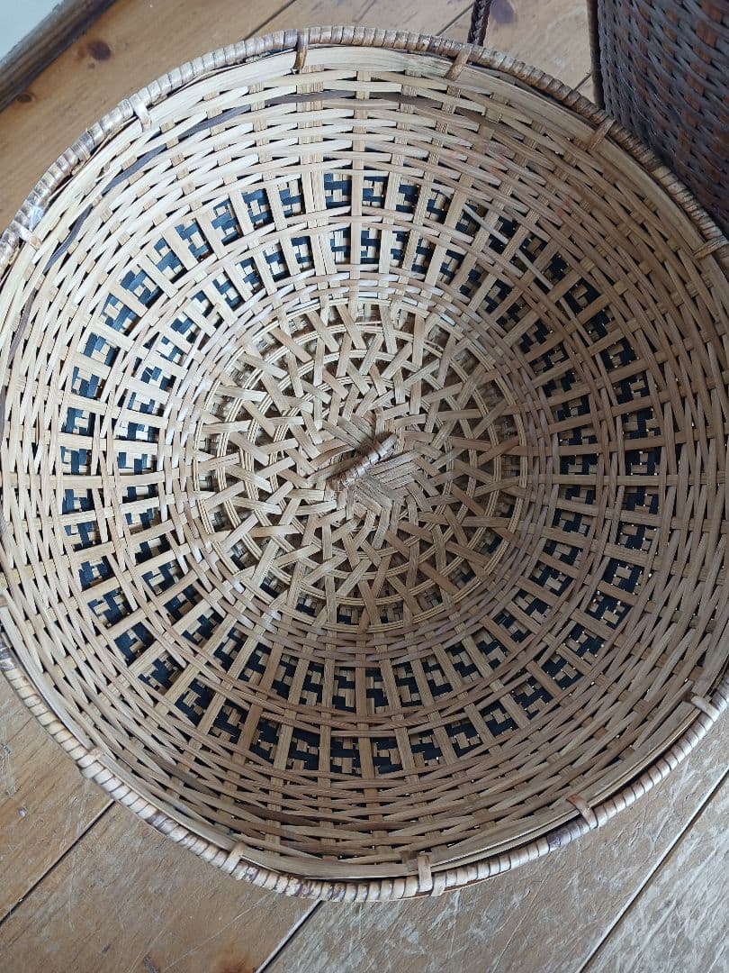アンティーク 円筒形バスケット　アジア