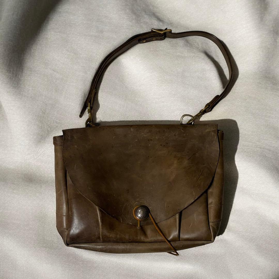 K*H様 HTCヴィンテージ レザーショルダーバッグ ブラウン 本革 フラップ式